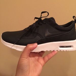 Authentic Nike Air Max Thea PRM